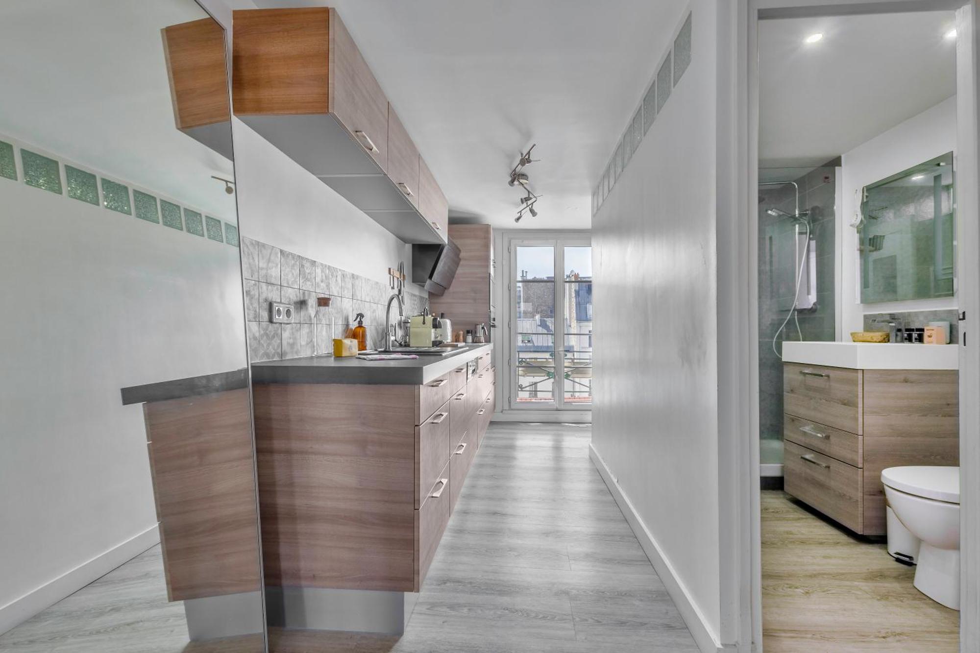 Faubourg St Martin - Canal Saint Martin Chaleureux Appartement Paris